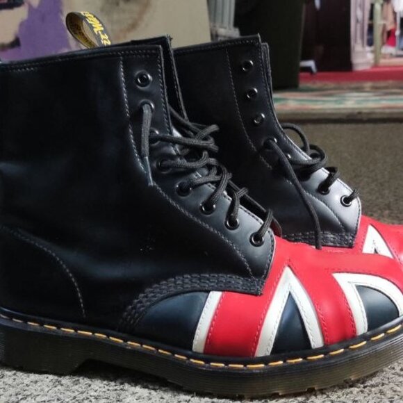 DR. MARTENS UNION JACK LEATHER BOOTS 10UK/45EU/11US M RARE UNISEX - Picture 3 of 11